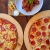 [Image: ¡Paga Q240 en Lugar de Q399 por 2 Pizzas a Elección Entre Hawaiana, Peperoni, Vegetariana o Margarita + Porción de Pechuguitas Empanizadas + Pichel de Gaseosa o Bebida Natural + 4 Helados de Vainilla con Syrup de Chocolate!m]