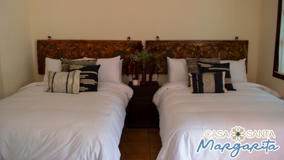 [Image: ¡Paga Q389 en Lugar de Q750 por Estadía Romántica para 2 Personas en Antigua Guatemala + 2 Desayunos Continentales + Impuestos Incluidos!m]