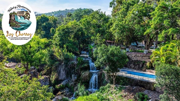 [Image: ¡Paga Q499 en Lugar de Q840 por Estadía para 2 Personas Durante 3 Días y 2 Noches en Hotel Los Chorros + DayPass en Balneario Natural con Piscinas, Cascada Natural, Áreas Recreativas y Más!m]