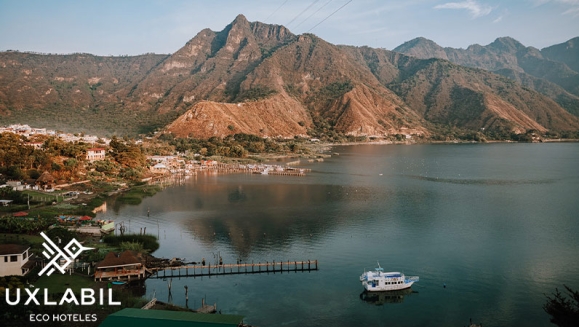 [Image: ¡Paga Q699 en Lugar de Q1,790 por Estadía de 3 Días y 2 Noches para 2 Adultos en el Lago de Atitlán: Habitación Doble + 4 Desayunos + Tour de Abejas Mayas y Miel Orgánica + Kayaks + Impuestos Incluidos!m]