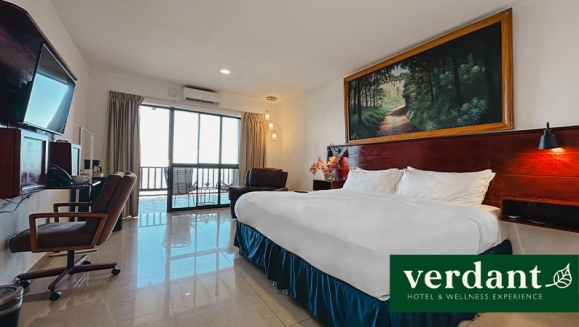 [Image: ¡Regálate un Respiro! ¡Paga $90 en Lugar de $247.80 por 1 Noche para 2 Personas en Verdant Hotel + 2 Desayunos a La Carta!m]