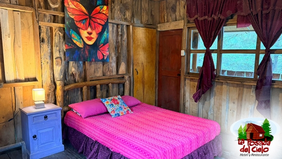 [Image: ¡Vive el Clima Fresco de Montaña! ¡Paga $37 en Lugar de $77 por Estadía de 1 Noche para 4 Personas en Habitación Doble + 2 Desayunos Típicos en Hotel y Restaurante La Posada del Cielo en El Pital, Chalatenango!m]