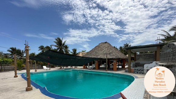 [Image: ¡Descubre un Paraíso Tropical en Playa Barra del Jiote! ¡Paga Q699 en Vez de Q1,400 por Estadía Para 2 Personas en Habitación Doble con AC + Piscinas + Jacuzzis + Playa + Traslado Exclusivo en Lancha con Recorrido Panorámico entre Manglares y Más!m]