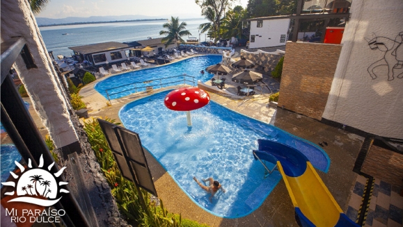 [Image: ¡Paga Q750 en Lugar de Q1,250 por Estadía Familiar Hasta Para 4 Personas en Río Dulce: Habitación Doble + 2 Desayunos + Piscinas + Ingreso a Museo Privado del Hotel y Más! ¡Sólo 25 Cupones Disponibles!m]