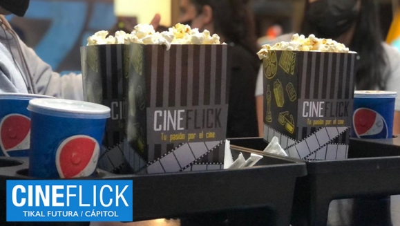 [Image: ¡Paga Q139 en Lugar de Q296 por 2 Entradas para Película a Elección (Estreno o Cartelera) + 2 Hot Dogs + 1 Poporopo Grande + 2 Bebidas de 16 Onzas o 2 Granitas!m]