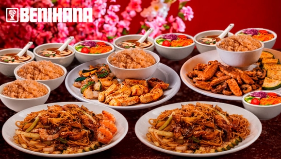 [Image: ¡Experiencia Deliciosa en Benihana! ¡Paga $39.95 en Lugar de $69.60 por Menú Teppanyaki para 4 Personas con: Hibachi Chicken, Teriyaki Chicken, Chicken Yakisoba y Shrimp Yakisoba + 4 Órdenes de Arroz Frito + 4 Sopas + 4 Ensaladas!m]