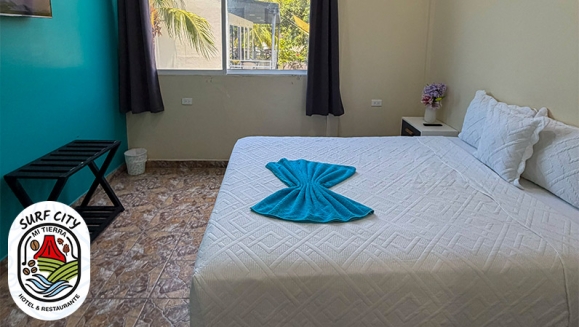 [Image: ¡Flash Sale en Surf City, La Libertad para Escaparte en Pareja! ¡Paga $61 en Lugar de $103 por Estadía de 1 Noche Hasta Para 2 + 2 Desayunos Típicos! ¡Solo 33 Cupones Disponibles!m]